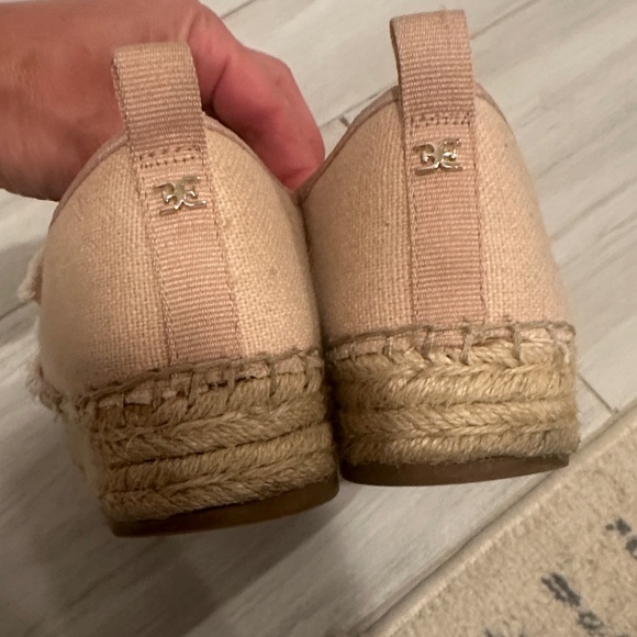 Sam Edelman Tan Ruffled Espadrilles - Picture 3 of 8